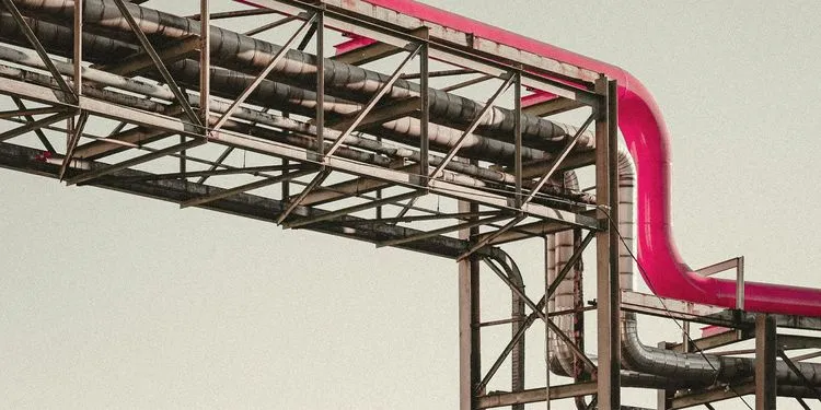 Industrial gas pipes and infrastructure