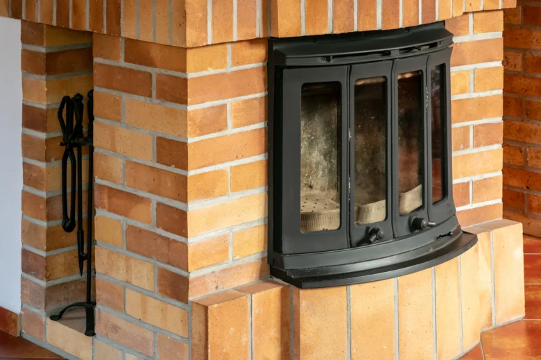 Brick fireplace insert